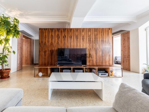 Apartamento T3 em Alvalade, Lisboa