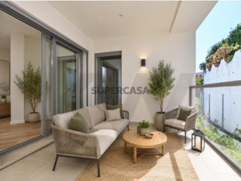 Apartamento T3 em Santa Clara, Lisboa