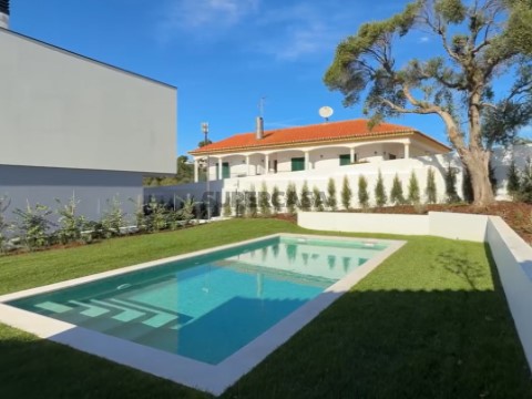 Condomínio Villas Regato_ T4
