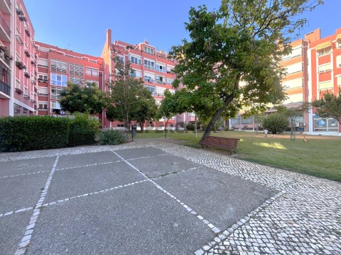 Apartamento T2_ Carcavelos