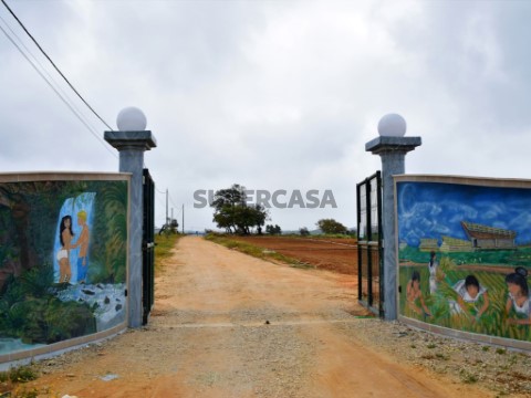 Villa T5 em Guia, Albufeira