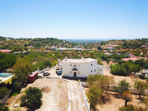Villa T4 em Boliqueime, Loulé