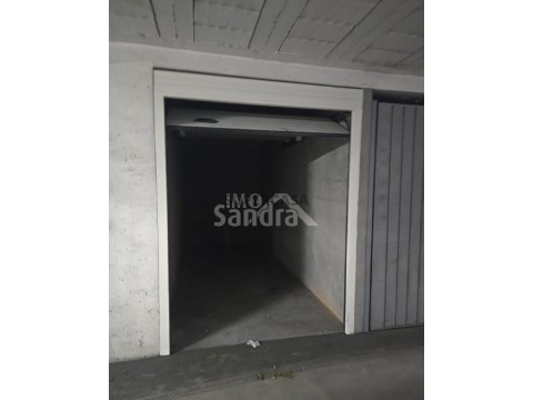 Garagem em Valença, Cristelo Covo e Arão, Valença