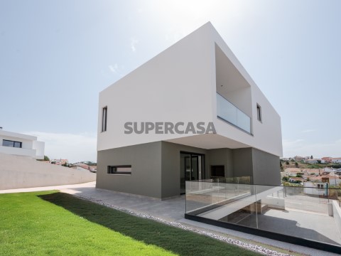 Moradia T3+1 | Ericeira
