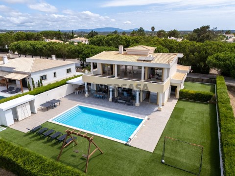 Moradia T4 em Barão de São Miguel, Vila do Bispo