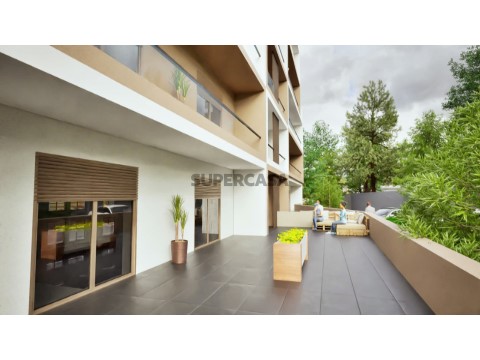 Apartamento T3 c/ Terraço