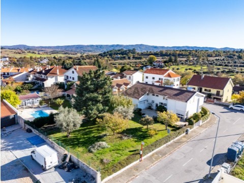Terreno Urbano em Covilhã e Canhoso, Covilhã