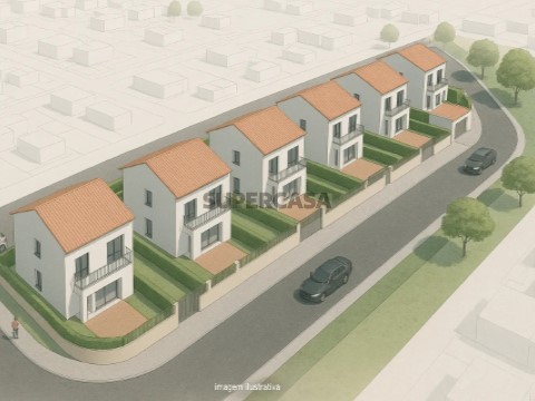 Terreno em Moreira, Maia