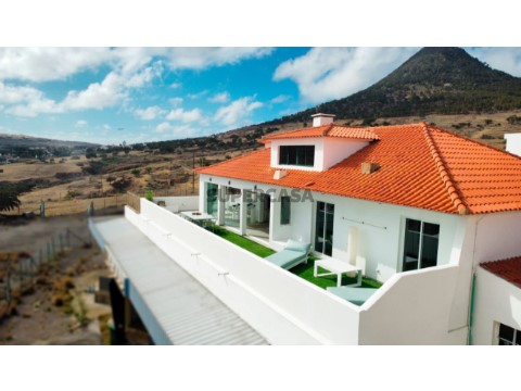 Apartamento T4 no Porto Santo, Porto Santo