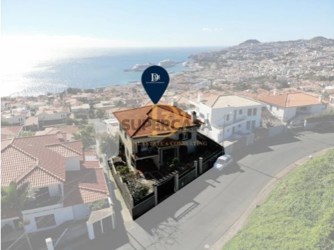 Moradia Bi-Familiar T4 em Santa Maria Maior, Funchal