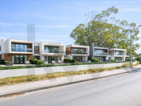Terreno em Charneca de Caparica e Sobreda, Almada