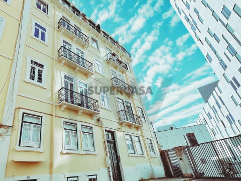 Apartamento T4 em Arroios, Lisboa