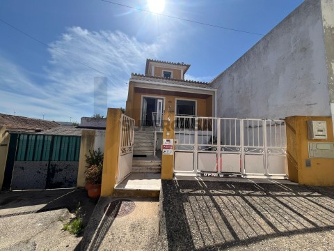 Moradia T4 em Turcifal, Torres Vedras