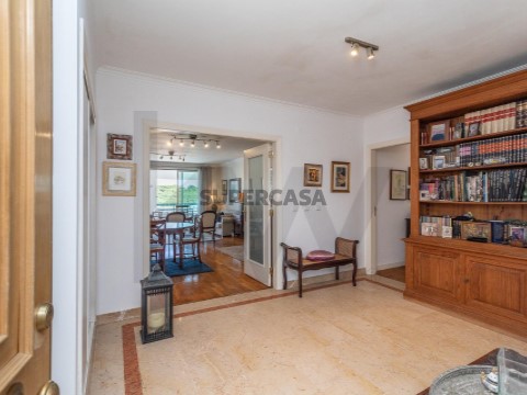 Apartamento T3 em Algés, Linda-a-Velha e Cruz Quebrada-Dafundo, Oeiras