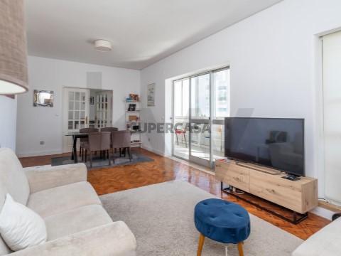 Apartamento T4 em Alvalade, Lisboa