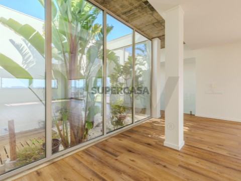 Moradia T4 em Atouguia da Baleia, Peniche