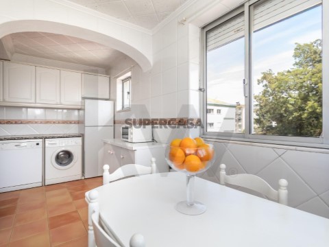 Apartamento T3 em São Sebastião, Setúbal