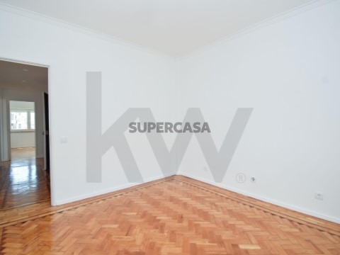 Apartamento T3 em Benfica, Lisboa