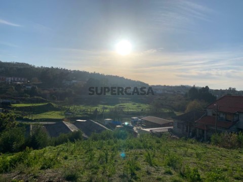 Terreno em Irivo, Penafiel