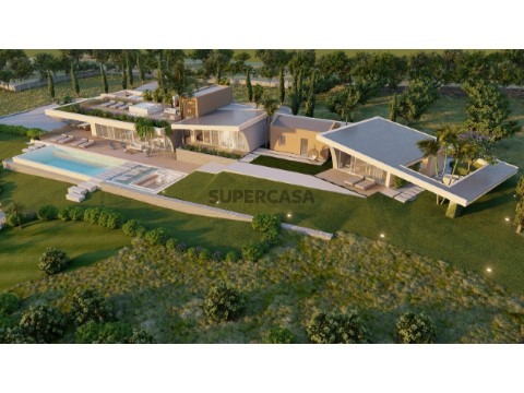 Lote de Terreno com Projeto Aprovado e Vista Mar em Boliqueime