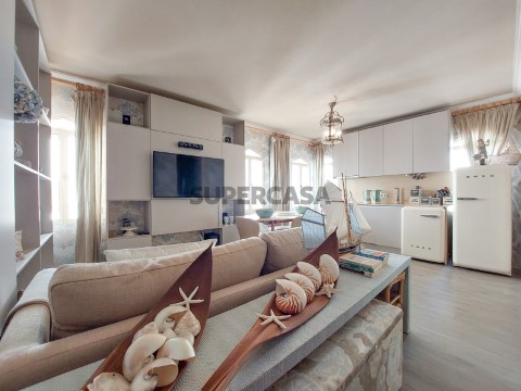 Apartamento T1+1 com vista mar a um minuto a pé da praia - Quarteira