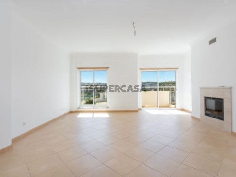 3 Bedroom Apartment with parking - Loulé