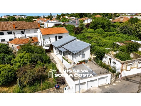 Moradia T3 em Santa Maria da Feira, Travanca, Sanfins e Espargo, Santa Maria da Feira