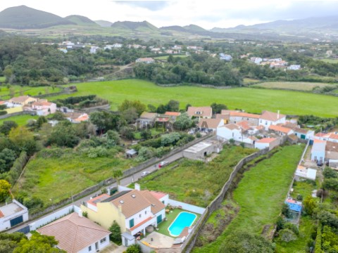 Moradia T2 em Fenais da Luz, Ponta Delgada