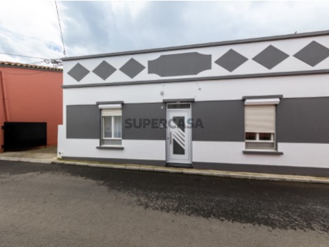 Moradia T3 em Arrifes, Ponta Delgada
