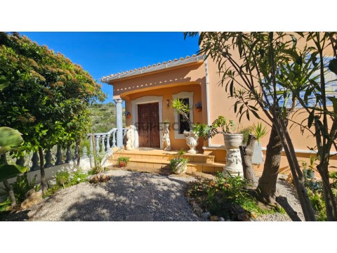Moradia T4 Duplex em Estoi, Faro