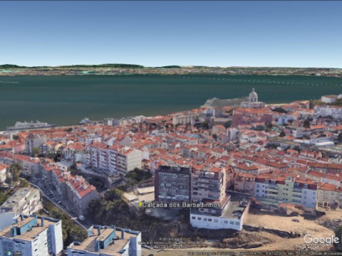 Terreno na Graça com Projeto para 15 Fogos + 16 Estacionamentos