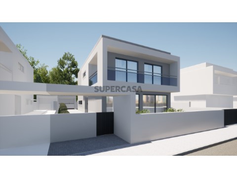 Moradia isolada T4 - Esgueira