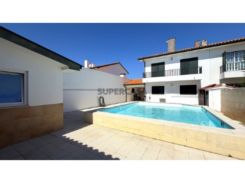 Moradia T4 com piscina - Gafanha da Nazaré