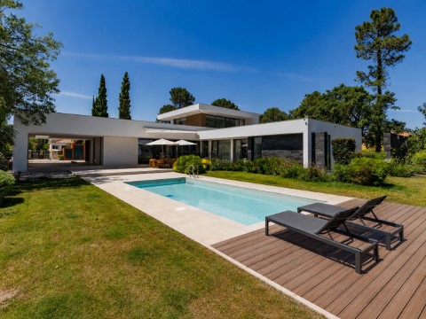 Moradia T4 Quinta do Peru 1