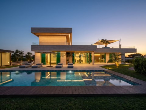 Moradia T4 Contemporânea em Construção | Quinta do Perú Golf & Country Club 1