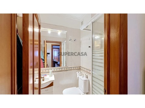 Apartamento T3 em Ramada e Caneças, Odivelas