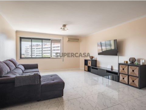 Apartamento T2 em Montijo e Afonsoeiro, Montijo