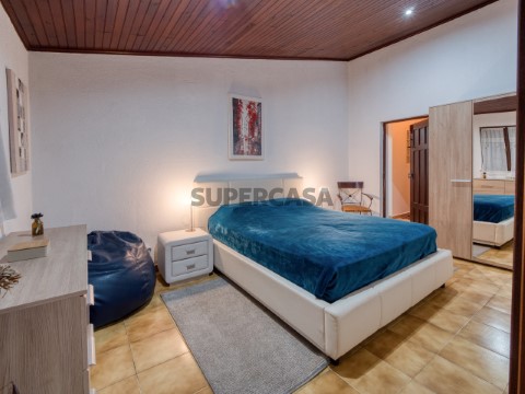Moradia T4 em Charneca de Caparica e Sobreda, Almada