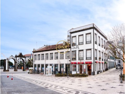 Edificio en São Sebastião, Ponta Delgada