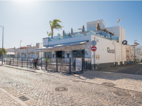 Bar na Avenida Ria Formosa, Cabanas de Tavira
