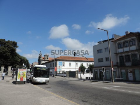 Immeuble au Cedofeita, Santo Ildefonso, Sé, Miragaia, São Nicolau e Vitória, Porto