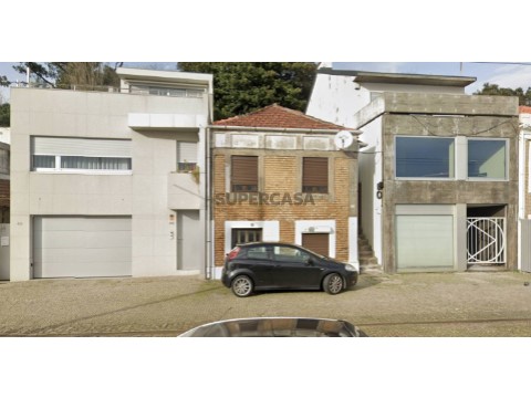 Moradia T3 Duplex em Lordelo do Ouro e Massarelos, Porto