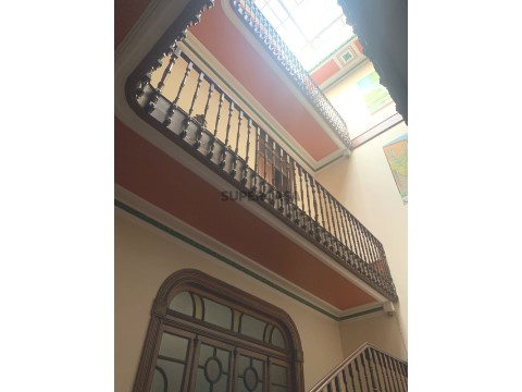 Prédio na Rua de Dom Manuel II, Lordelo do Ouro e Massarelos