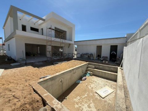 Alçado Posterior c/Piscina