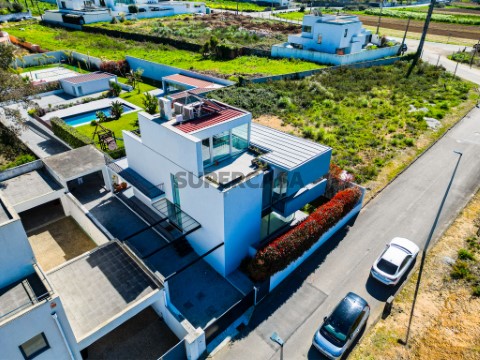 Moradia T4 em Santa Marinha, Vila Nova de Gaia