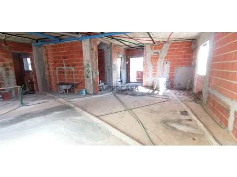 Bairro Casal São Sebastião, em Famões (25)