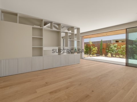 SALA (3)