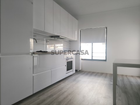 Apartamento T3 em Faro