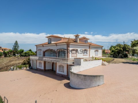 Moradia, A Casa das Casas