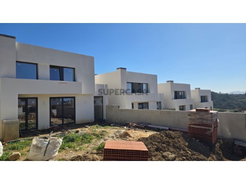 Moradia, A Casa das Casas